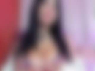 Live cam show with Lilith-Salvatoree - Erotic Dance on friskycurves.com
