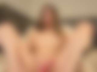 Live cam show with Amanda - Teen (18+) on livesuperchat.net