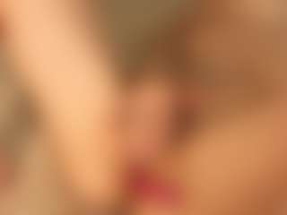Live cam show with Amanda - Orgasm on Camsoda