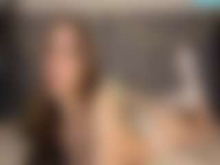 Live cam show with Amanda - Facial Piercings on WildCum