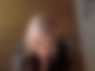 Live cam show with yoursecretloveee - Petite on Camsoda