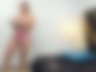 Live cam show with AGATHA-FIT - Mature on livesuperchat.net