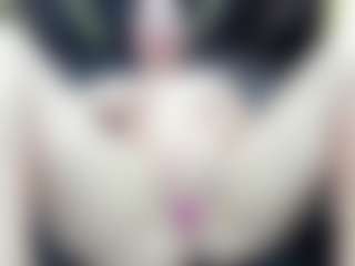 Live cam show with AGATHA-FIT - Italian on Camsoda | colombia