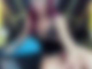 AGATHA-FIT MILF webcam performer live streaming
