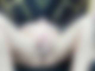 AGATHA-FIT MILF webcam performer live streaming