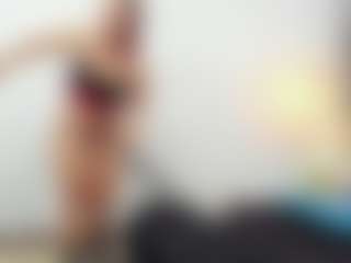Live cam show with AGATHA-FIT - Toys on Soda Cam