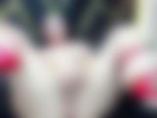 Live cam show with AGATHA-FIT - Domination on realtime-chat