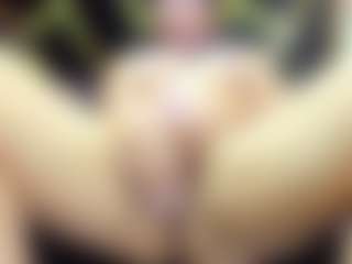 Live cam show with AGATHA-FIT - Domination on madthumbs