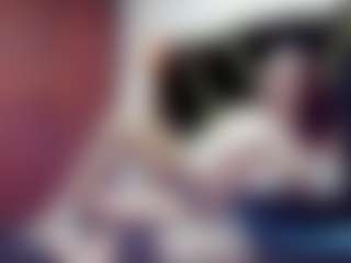 AGATHA-FIT MILF webcam performer live streaming