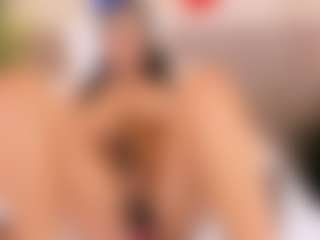CathaWheels MILF webcam performer live streaming