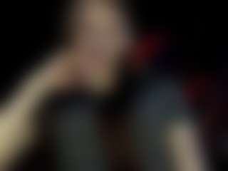 Live cam show with Cleo - Full Nudity on sexytreat.net