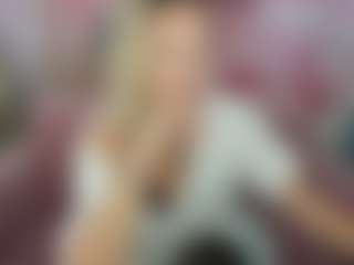 Live cam show with AlinaMoor - Mature on Camiplay Live