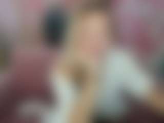 AlinaMoor's Live Sex Cam Show