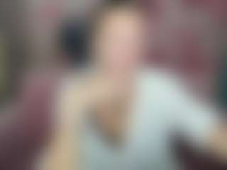 Live cam show with AlinaMoor - Middle Aged on Strip Flash - Live Sex Shows
