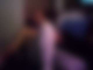 Show in cam erotica live di alittlehung