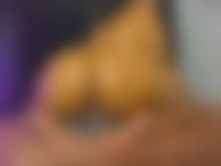 Camila's Live Sex Cam Show