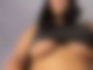 Live cam show with Camila - Tattoos on AdultVida.com