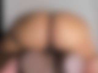 Live cam show with Camila - BBW on Stripli.com