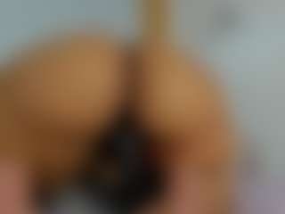 Camila's Live Sex Cam Show