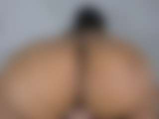 Live cam show with Camila - Strip on Camsoda