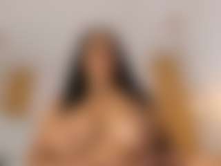 Live cam show with Camila - Tattoos on Big Tits