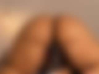 Live cam show with Camila - Tattoos on Camversity