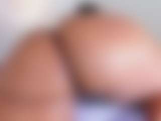 Live cam show with Camila - Teen (18+) on Camsoda