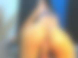 Live cam show with AryySwett - Green Eyes on Dare Cams