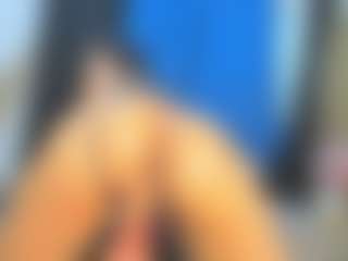 AryySwett's Live Sex Cam Show
