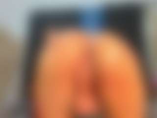 AryySwett's Live Sex Cam Show