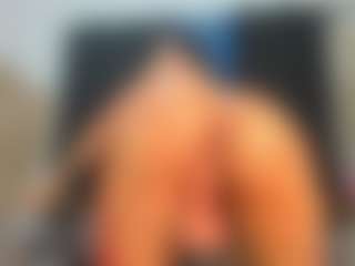 AryySwett's Live Sex Cam Show