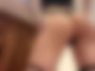 AutumnDenafo's Live Sex Cam Show