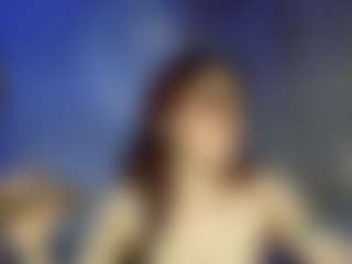 Live cam show with Rrush_velvet - Brown Eyes Red Hair on Latina Girls