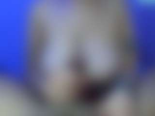 Live cam show with Rrush_velvet - Strip on madthumbs