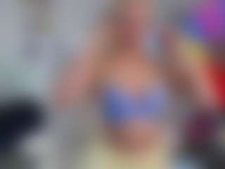 Live cam show with Bunny Kaye - Lovense on TeamSkeetLive