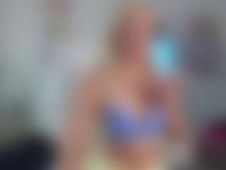 Live cam show with Bunny Kaye - HD on Latina Girls