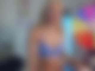 Live cam show with Bunny Kaye - HD on Camming Site