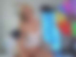 Live cam show with Bunny Kaye - Thickthighs on friskycurves.com