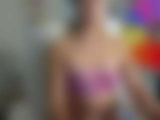 Live cam show with Bunny Kaye - Pornstar on SinfulBabes