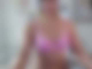 Live cam show with Bunny Kaye - Flexible on https://playwithruby.com