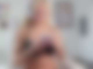 Bunny Kaye's Live Sex Cam Show