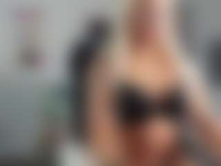 Bunny Kaye's Live Sex Cam Show