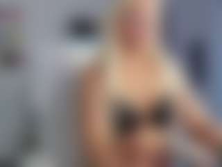Bunny Kaye's Live Sex Cam Show
