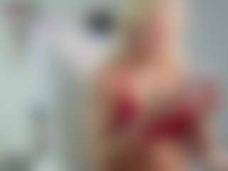 Live cam show with Bunny Kaye - Blonde Hair Cum on xplaylive.com