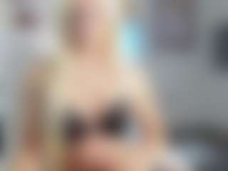 Live cam show with Bunny Kaye - Flirty on Fling VIP Chat