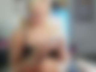 Live cam show with Bunny Kaye - Big Tits on Nude Chat * 1 On 1 Webcam Sex * Live Cam Show
