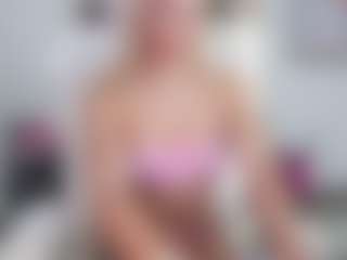 Live cam show with Bunny Kaye - Pornstar Tease on CamSextacy