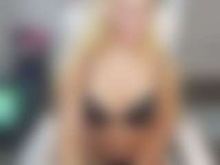 Live cam show with Bunny Kaye - Bluehair on SxyPornLive