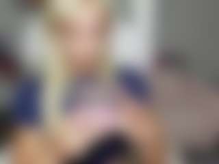 Live cam show with Bunny Kaye - Cum Toys on Camsoda