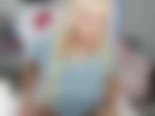 Live cam show with Bunny Kaye - Blonde Hair Toys on eurowanks.com